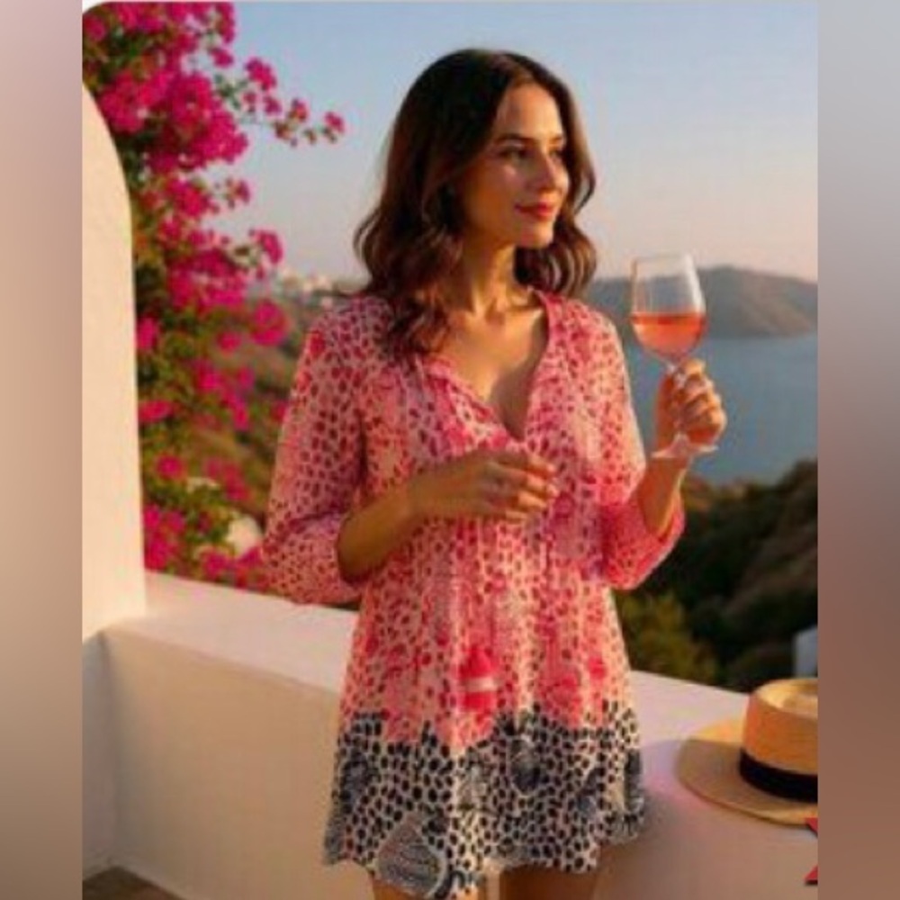 Lilly Pulitzer Marilina Tunic Top in Raz Berry Heart and Sole Print Size L